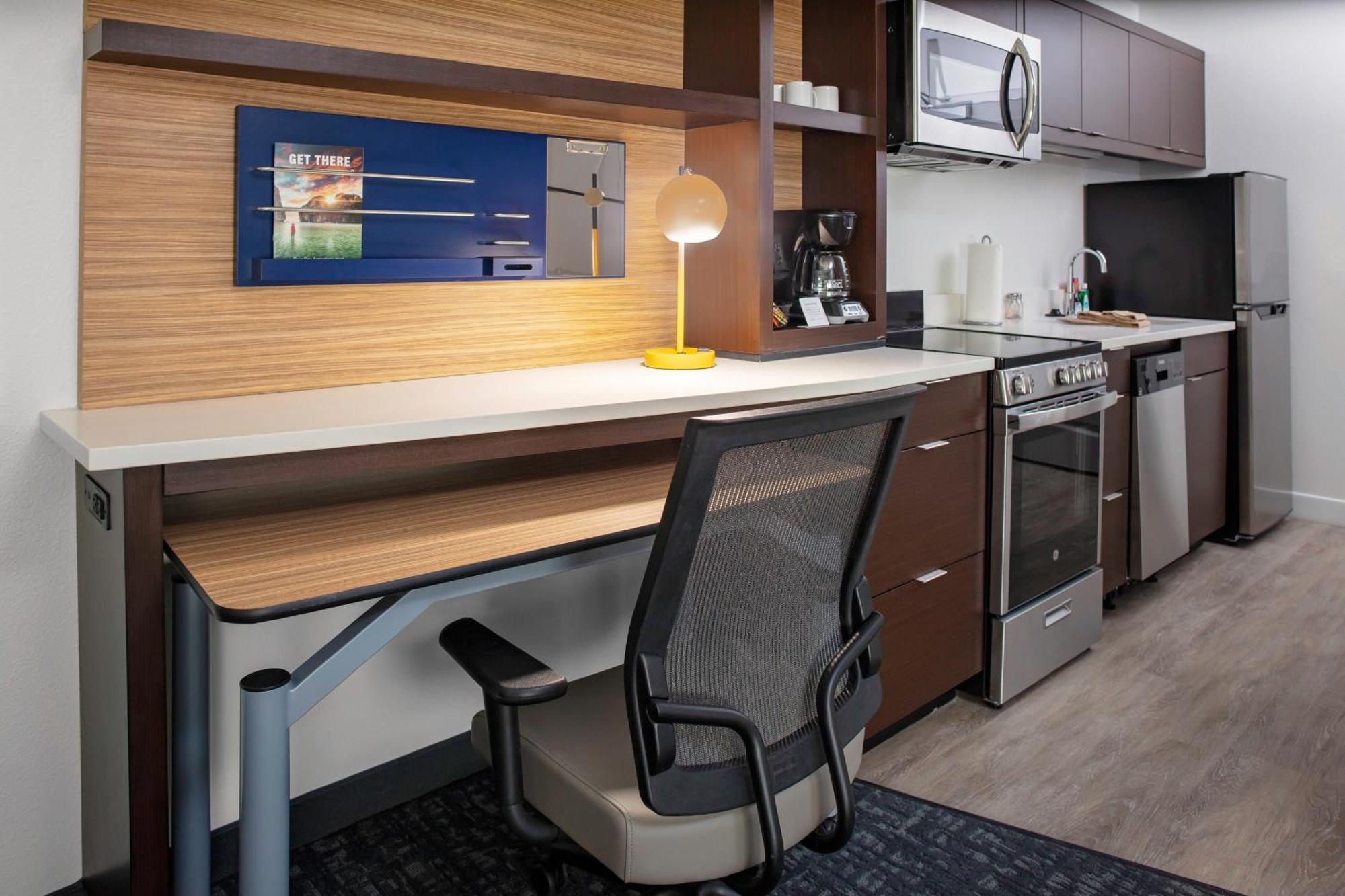 Towneplace Suites By Marriott Orlando Airport Экстерьер фото